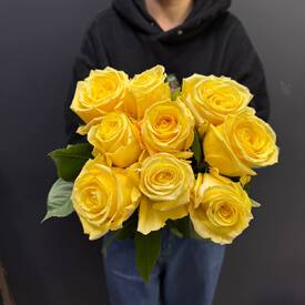 Букет из 9 роз Хай Елоу 50см 