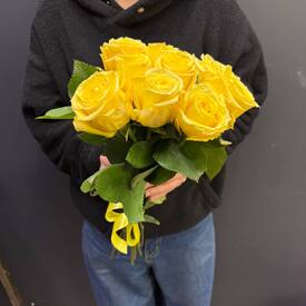 Букет из 9 роз Хай Елоу 50см 