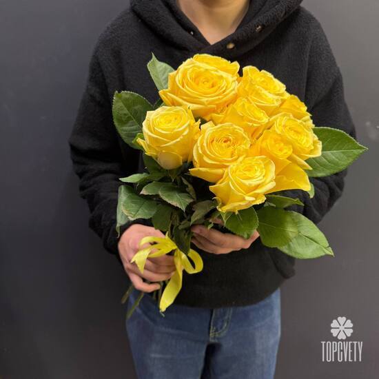 Букет из 11 роз Хай Елоу 50см 