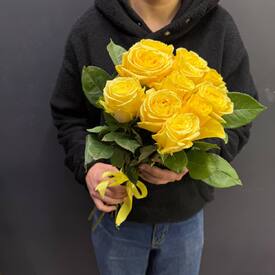 Букет из 11 роз Хай Елоу 50см 