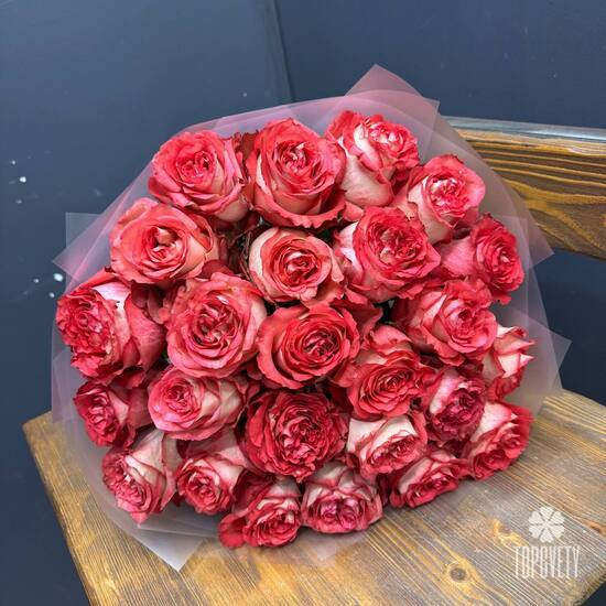 Букет из 21 красных роз Эквадор 50см