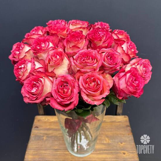 Букет из 21 розы Кения 50см