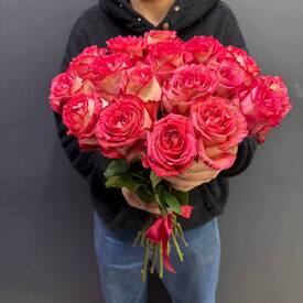 Букет из 21 розы Кения 50см