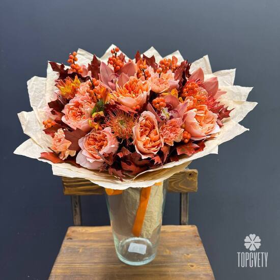 Букет из роз и орхидеи Тёплый аккорд
