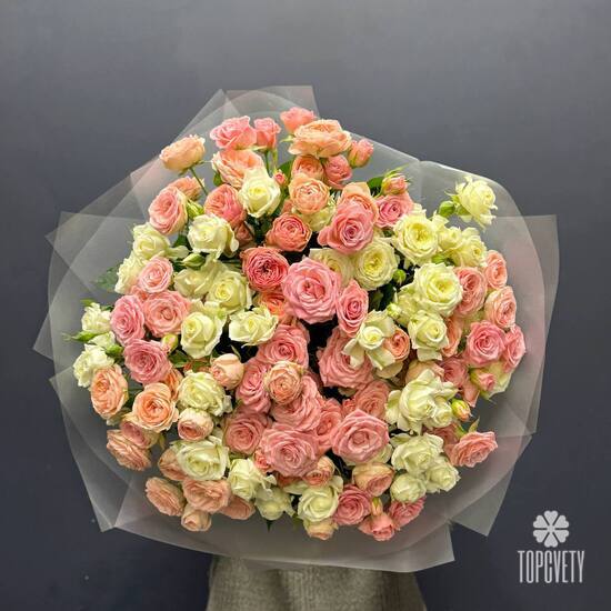 Букет 31 кустовая роз микс 50см Россия