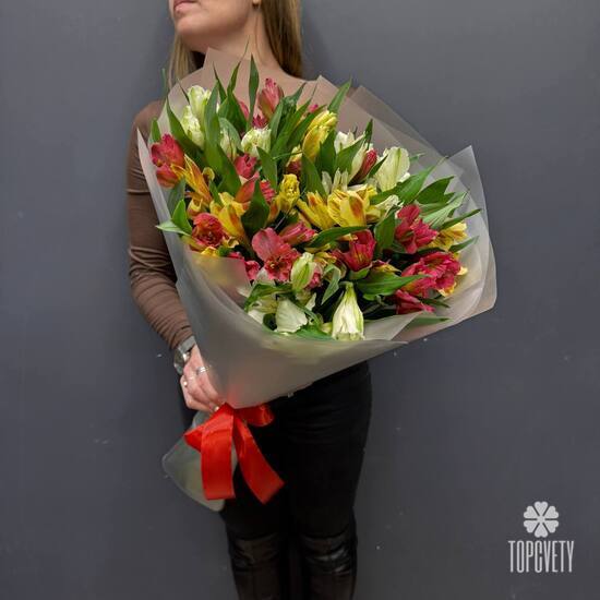 Букет из 15 альстромерии 