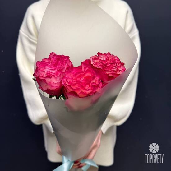 Букет из 3 розовых роз Эквадор 50см	