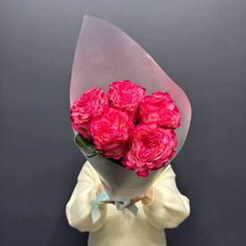 Букет из 5 розовых роз Эквадор 50см