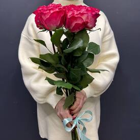 Букет из 5 пионовидных роз Эквадор 50см