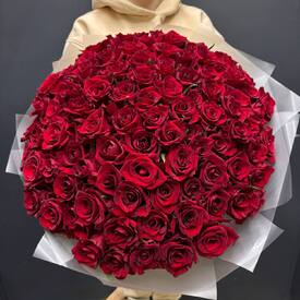 Букет из 101 красной розы Кения 50см 