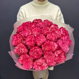 Букет из 25 пиновидных роз Эквафдор 50см