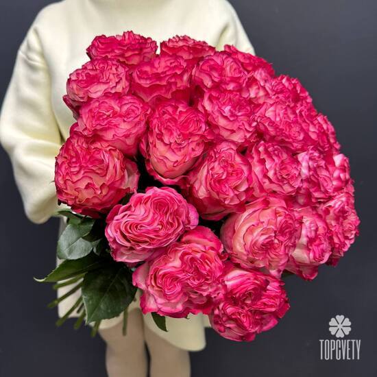 Букет из 25 пиновидных роз Эквафдор 50см