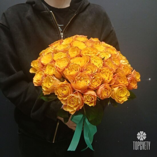 Букет из 51 оранжевых роз Кения 35см