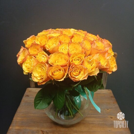 Букет из 51 оранжевых роз Кения 35см