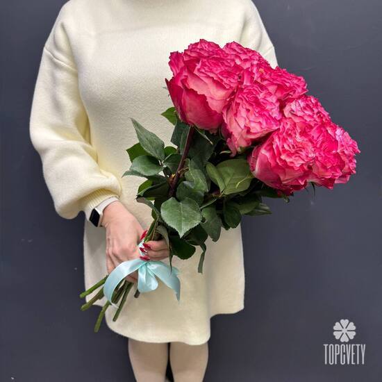 Букет из 11 пионовидной розы Эквадор 50см