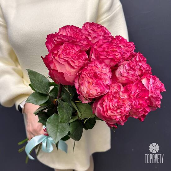 Букет из 11 пионовидной розы Эквадор 50см