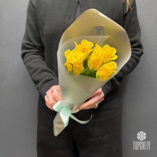 Букет из 5 жёлтых роз Кения 40см