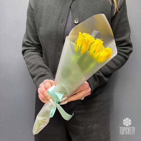 Букет из 5 жёлтых роз Кения 40см