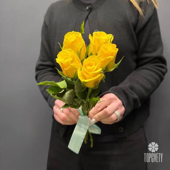 Букет из 5 жёлтых роз Кения 40см