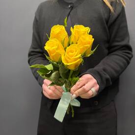 Букет из 5 жёлтых роз Кения 40см