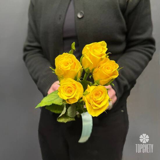 Букет из 5 жёлтых роз Кения 40см