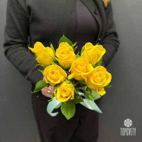 Букет из 7 жёлтых роз Кения 35см