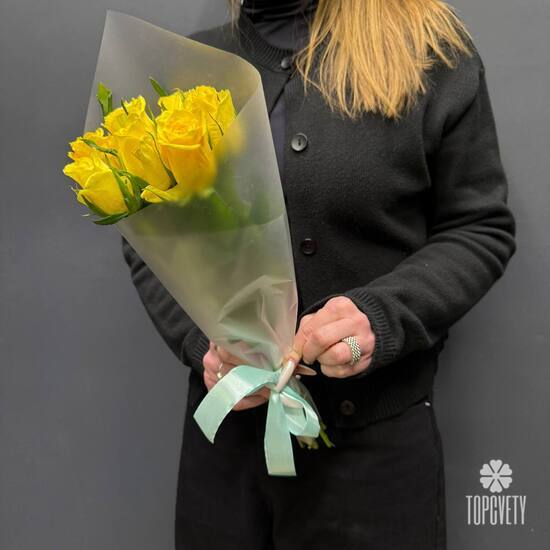 Букет из 9 жёлтых роз Кения 35см