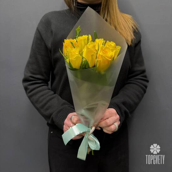 Букет из 9 жёлтых роз Кения 35см