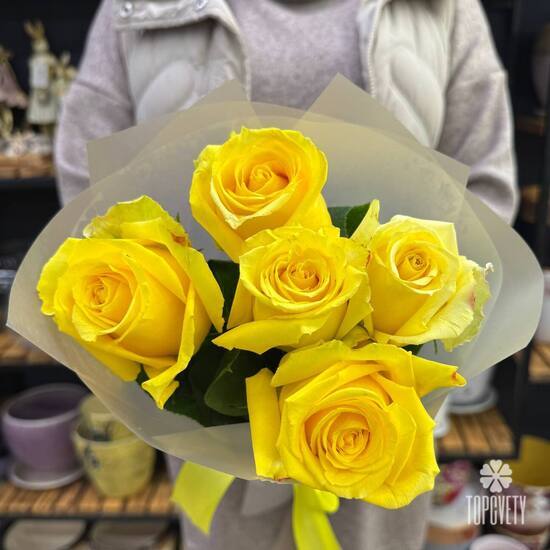 Букет из 5 роз Хай Елоу 50см 