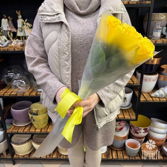 Букет из 5 роз Хай Елоу 50см 