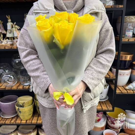 Букет из 9 роз Хай Елоу 50см