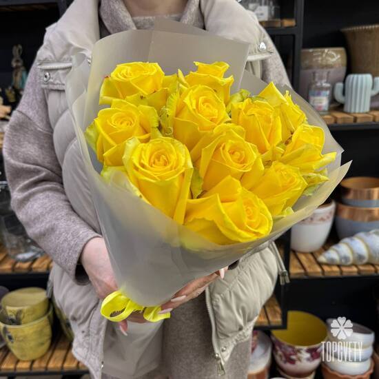 Букет из 11 роз Хай Елоу 50см