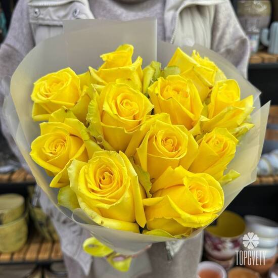 Букет из 11 роз Хай Елоу 50см