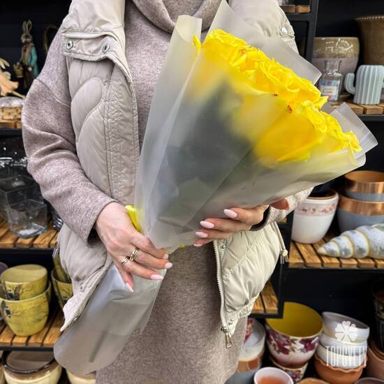 Букет из 13 роз Хай Елоу 50см