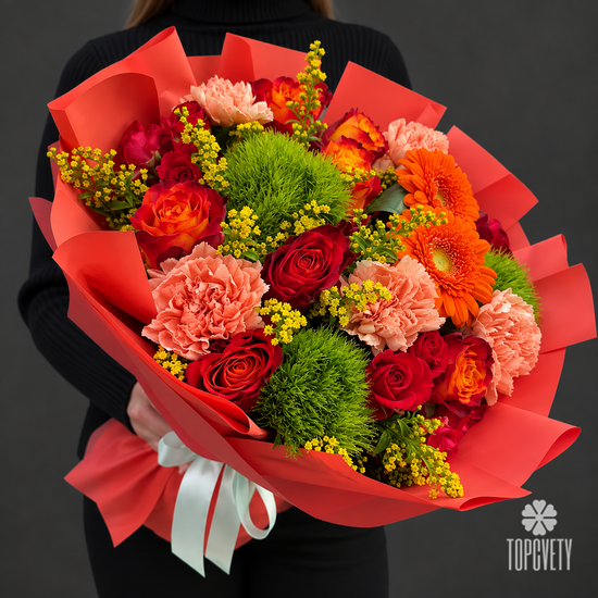 Букет из роз, гвоздик и гербер
