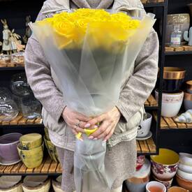 Букет из 21 розы Хай Елоу 50см