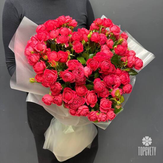 Букет из 25 розовых кустовых роз Россия 50см