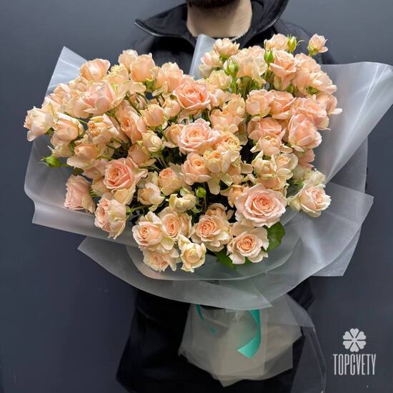 Букет из 25 нежно-розовых кустовых роз Россия 50см