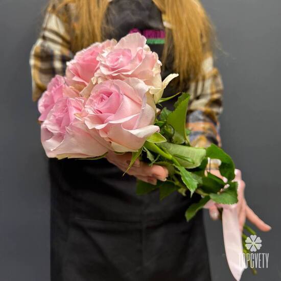 Букет из 5 розовых роз Эквадор 50см