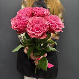 Букет из 5 розовых роз Эквадор 50см	