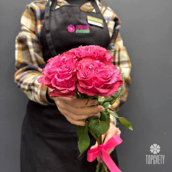 Букет из 3 розовых роз Эквадор 50см	