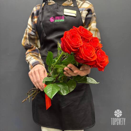 Букет из 5 красных роз Эквадор 50см