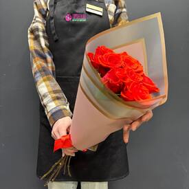 Букет из 7 красных роз Эквадор 50см