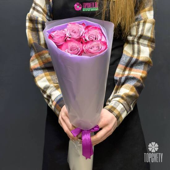 Букет из 5 розовых роз Эквадор 50см