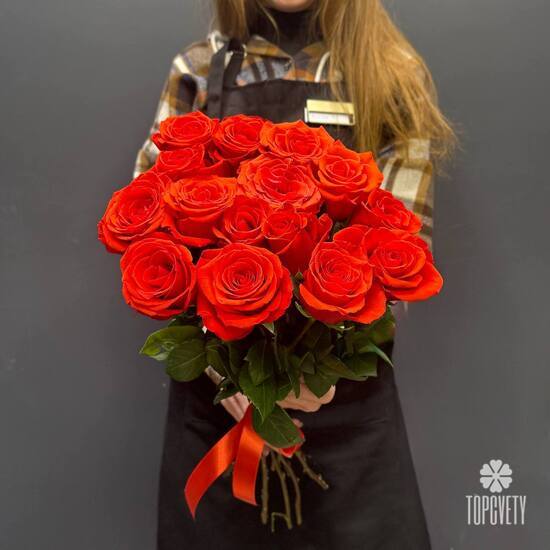 Букет из 13 красных роз Эквадор 50см	