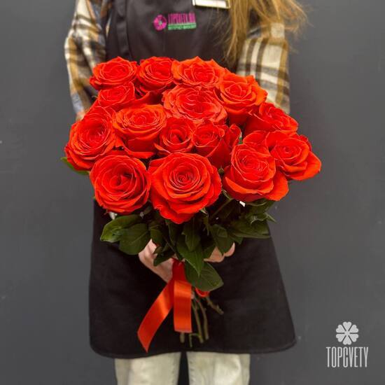 Букет из 13 красных роз Эквадор 50см	