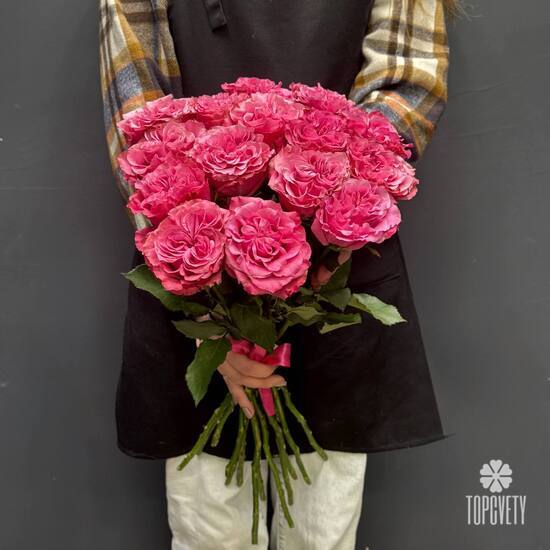 Букет из 15 розовых роз Эквадор 50см