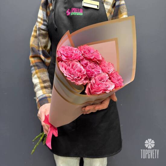 Букет из 7 розовых роз Эквадор 50см 