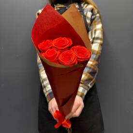 Букет из 5 красных роз Эквадор 50см