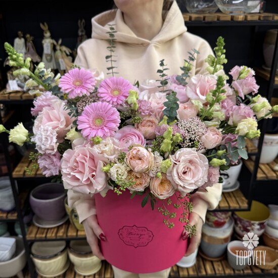 Композиция из роз, гербер и эустомы 